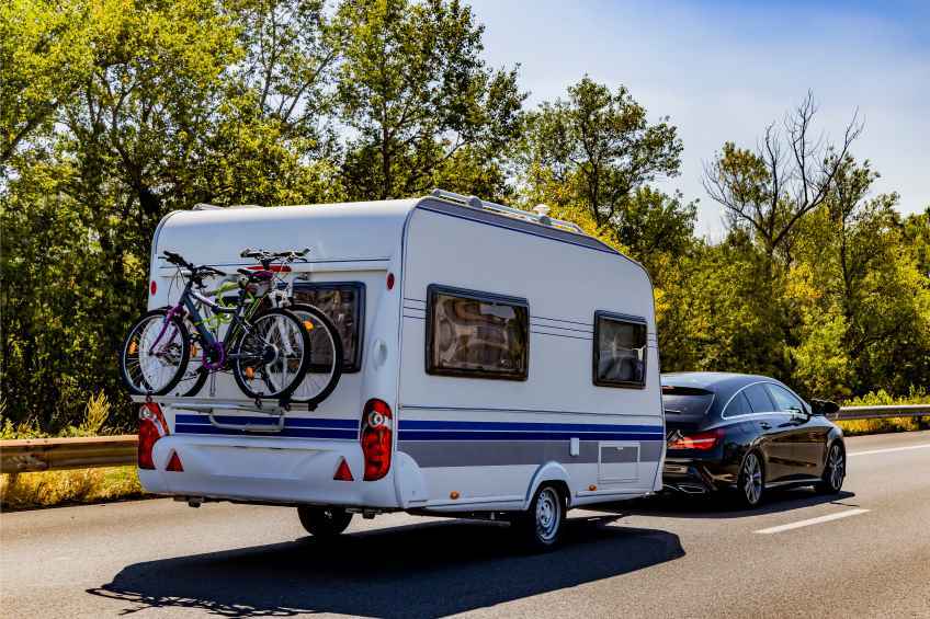 caravan-being-towed