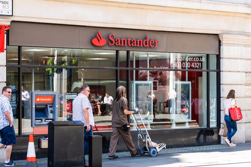 Santander Continues to Strip Its 123 Accounts of Perks