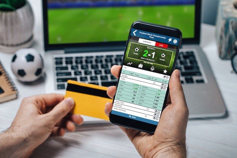 Ensure All Current Account Customers Can Access Gambling Blocks, Monzo Recommends