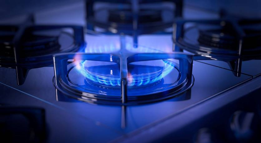 Kwasi Kwarteng gives energy suppliers just three weeks to justify price increases