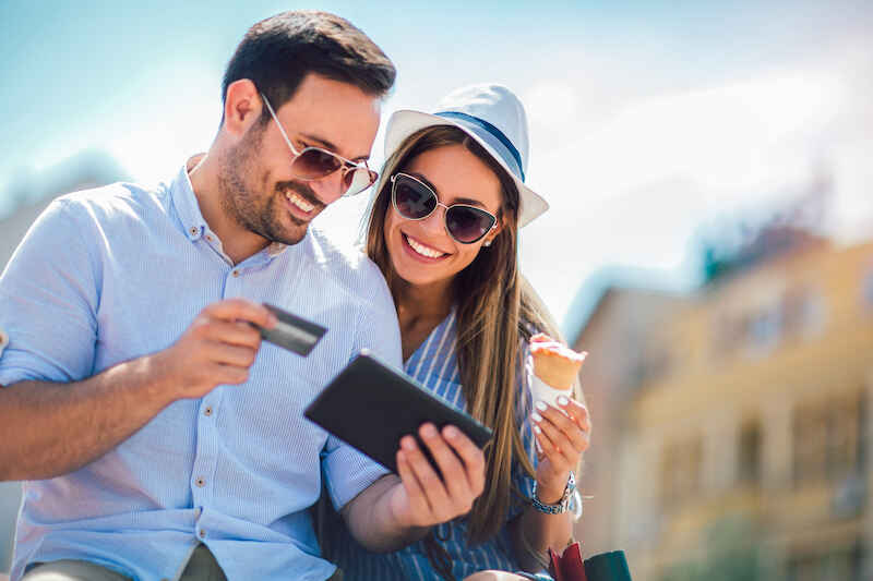 Santander Credit Card Customers Can Earn £100 Cashback on Holiday Spending
